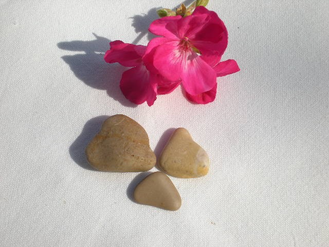 Mediterranean Beach Pebbles.3 Spanish Heart Shaped Rocks By Oceangifts